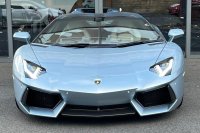 LAMBORGHINI AVENTADOR