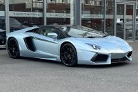 LAMBORGHINI AVENTADOR