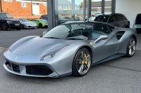 FERRARI 488