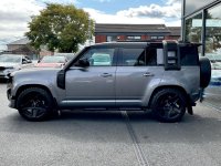 LAND ROVER DEFENDER 110