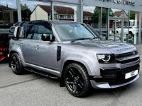 LAND ROVER DEFENDER 110
